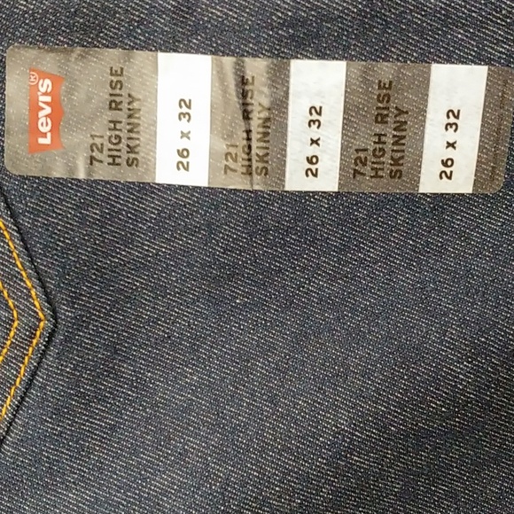 Levi's 721 Hi Rise Jeans - Picture 9 of 16